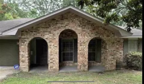 1420 Westbrook Dr, Jackson, MS 39211 photo 1