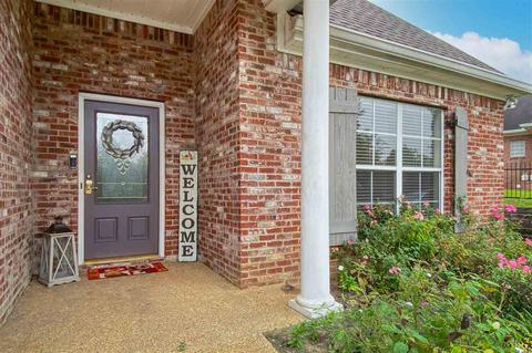 502 Plum Grv, Brandon, MS 39047 photo 1