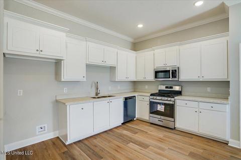 608 Silver Cv, Pearl, MS 39208 photo 8