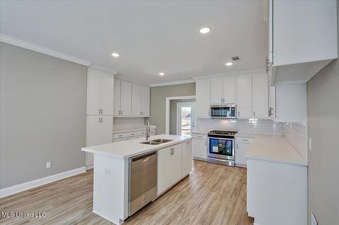 813 Long Leaf Cir, Brandon, MS 39042 photo 6