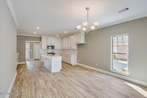 813 Long Leaf Cir, Brandon, MS 39042 photo 9