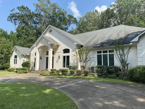 225 Valley Rd, Ridgeland, MS 39157 photo 1