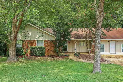 90 Sunline Dr, Brandon, MS 39042 photo 1