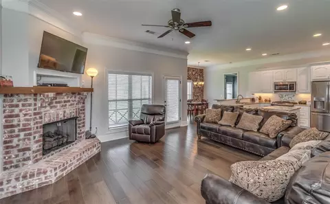 126 Essen Ln, Madison, MS 39110 photo 8