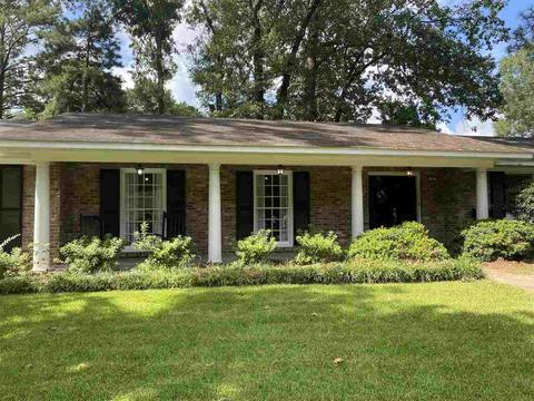 861 Timberlain Dr, Jackson, MS 39211 photo 1