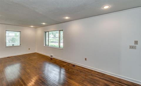 1720 Berlin Dr, Jackson, MS 39211 photo 3