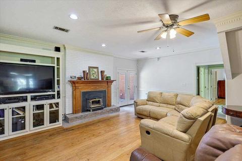 215 Memory Oaks Dr, Raymond, MS 39154 photo 12