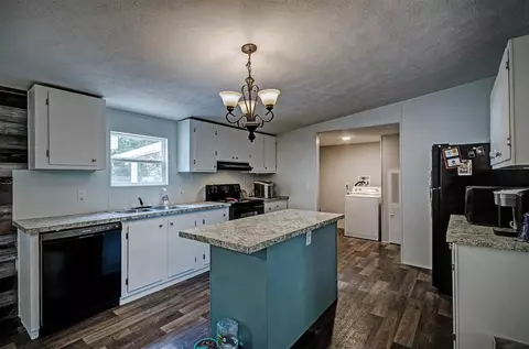 1399 Hickory Ln, Terry, MS 39170 photo 5