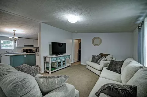 1399 Hickory Ln, Terry, MS 39170 photo 3