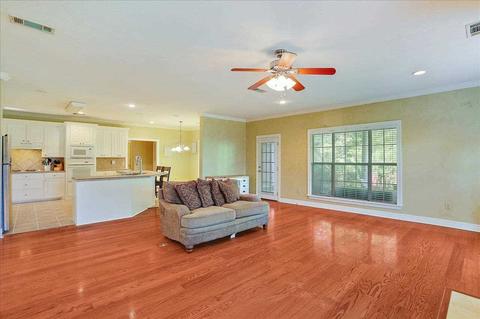 305 Glendale Cv, Brandon, MS 39047 photo 8