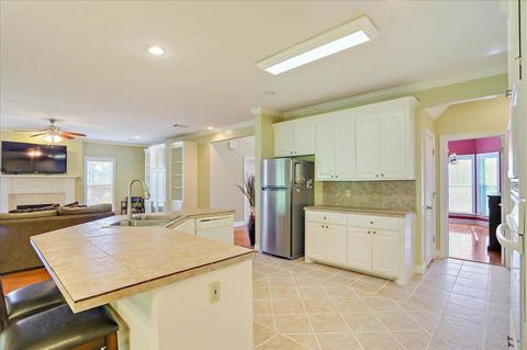 305 Glendale Cv, Brandon, MS 39047 photo 13