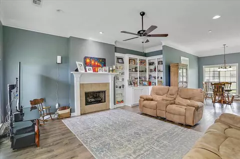340 Cherry Bark Dr, Brandon, MS 39047 photo 4