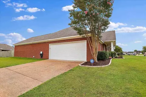 340 Cherry Bark Dr, Brandon, MS 39047 photo 3
