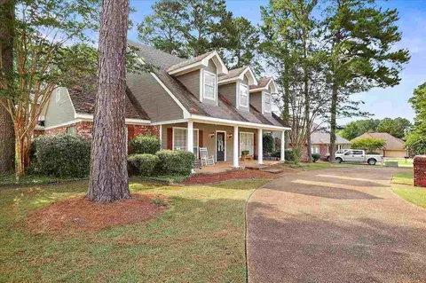 461 Bay Pointe Cir, Brandon, MS 39047 photo 2