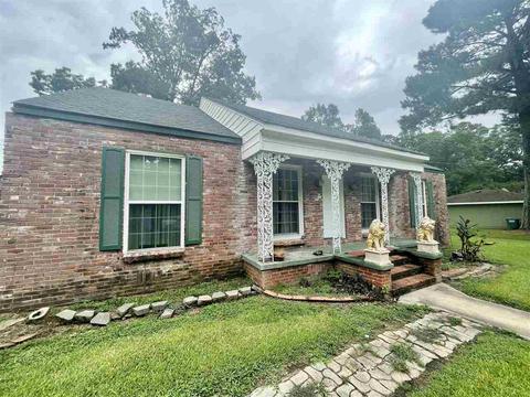 339 E Fulton St, Canton, MS 39046 photo 2