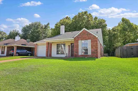2079 Fox Hill Ln, Byram, MS 39272 photo 2