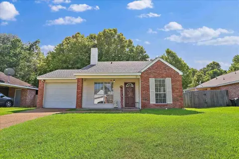 2079 Fox Hill Ln, Byram, MS 39272 photo 1