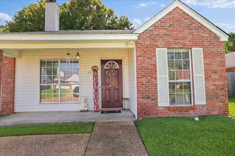 2079 Fox Hill Ln, Byram, MS 39272 photo 3