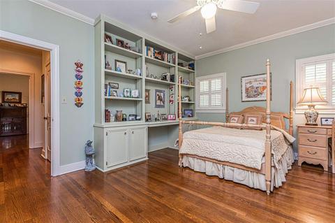 2406 Lake Cir, Jackson, MS 39211 photo 25