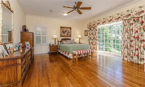 2406 Lake Cir, Jackson, MS 39211 photo 18