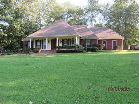 401 Devonport Cir, Raymond, MS 39154 photo 1