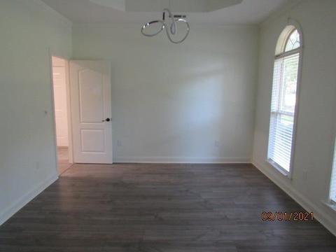 401 Devonport Cir, Raymond, MS 39154 photo 5