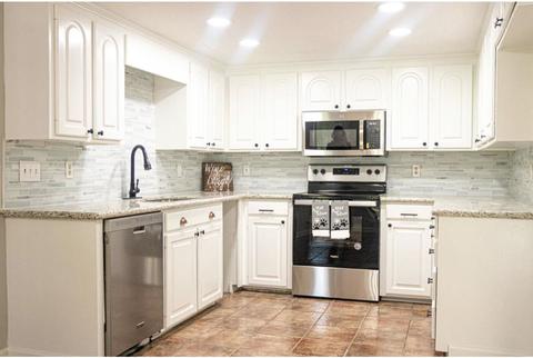 219 Dublin Ct, Brandon, MS 39047 photo 7