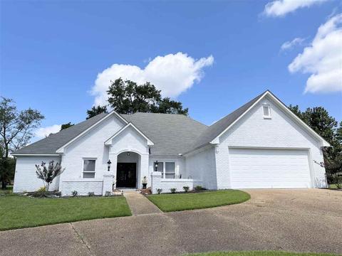 716 Oak Trl, Canton, MS 39046 photo 2