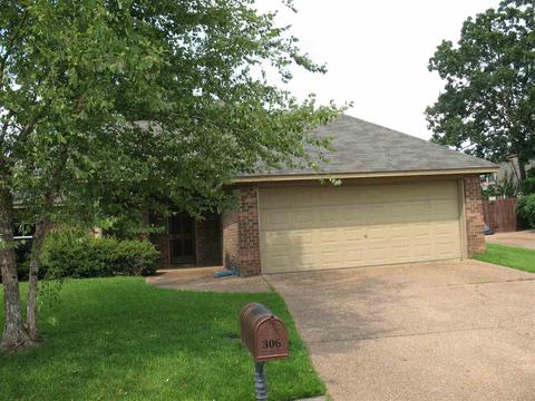306 Bedford Ct, Brandon, MS 39047 photo 2