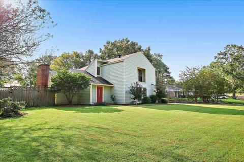 204 Pebble Brook Dr, Clinton, MS 39056 photo 2