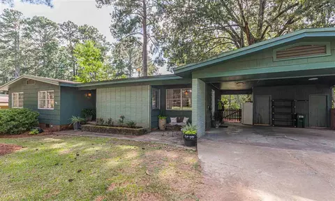 215 Ashcot Cir, Jackson, MS 39211 photo 4