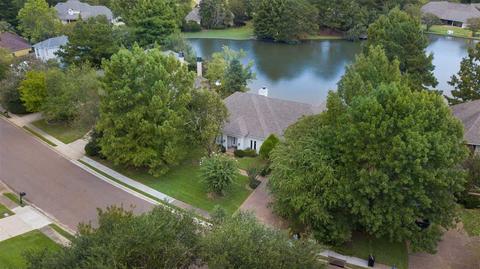 519 Lake Pointe Ln, Madison, MS 39110 photo 2