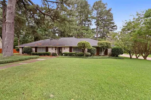 125 Marblehead Ct, Jackson, MS 39211 photo 1