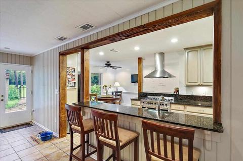 756 Lenox Dr, Jackson, MS 39211 photo 13