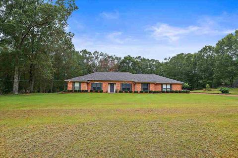 7909 Terry Rd, Terry, MS 39170 photo 1