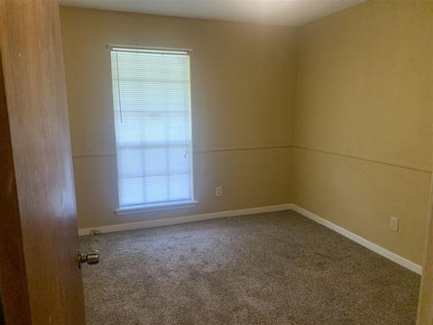 4378 Redwood Cir, Jackson, MS 39212 photo 8