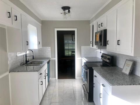 415 Lakeshore Dr, Jackson, MS 39212 photo 10