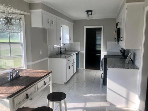 415 Lakeshore Dr, Jackson, MS 39212 photo 9