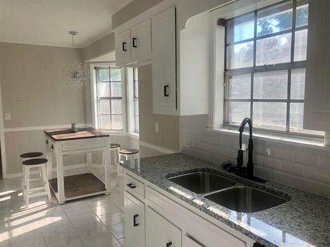 415 Lakeshore Dr, Jackson, MS 39212 photo 11