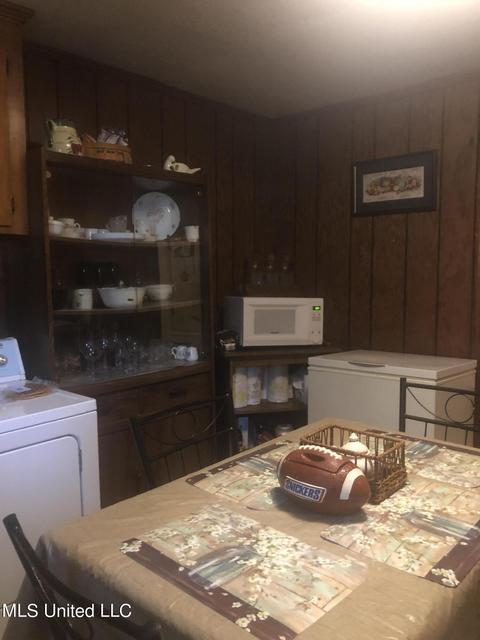 1801 Cox St, Jackson, MS 39204 photo 10