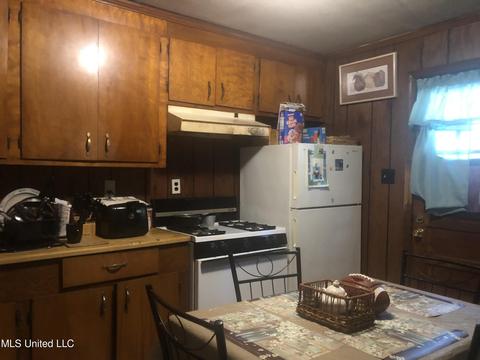 1801 Cox St, Jackson, MS 39204 photo 7
