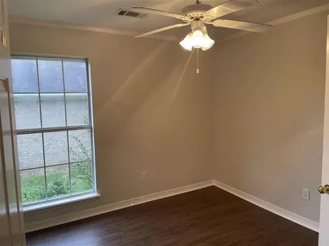 122 Chestnut Dr, Brandon, MS 39047 photo 9