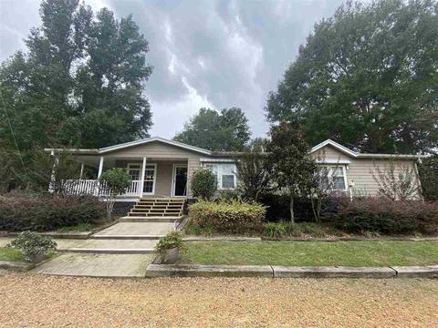 562 Scr 62, Magee, MS 39111 photo 1