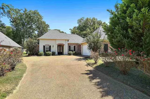 122 Fairchild Cv, Canton, MS 39046 photo 1