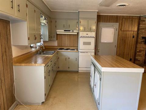 19134 Midway Rd, Terry, MS 39170 photo 5