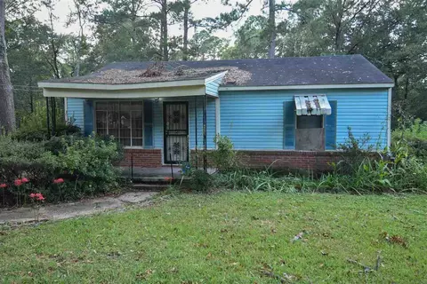 3175 Charleston Dr, Jackson, MS 39212 photo 1