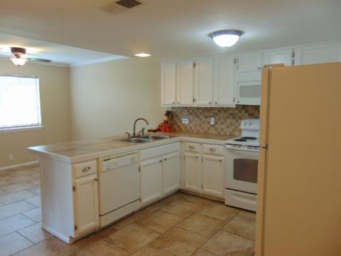 413 Lakebend Pl, Brandon, MS 39042 photo 9