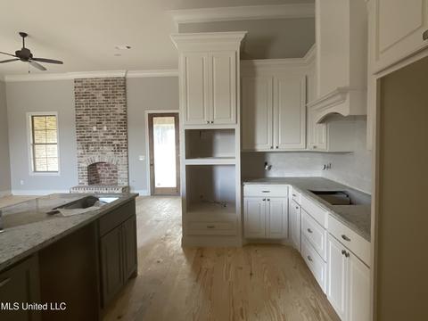 1002 Kensington Dr, Flowood, MS 39232 photo 4