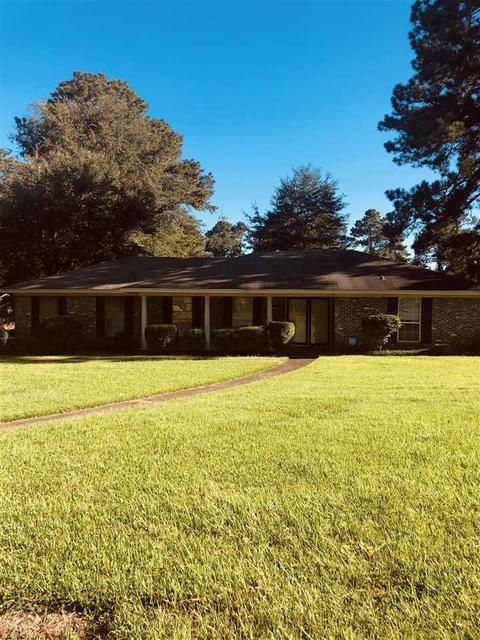 3443 Dundee Ln, Jackson, MS 39212 photo 1