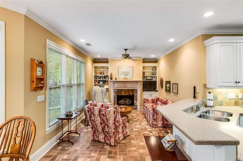 119 Lake Forest Dr, Brandon, MS 39047 photo 10
